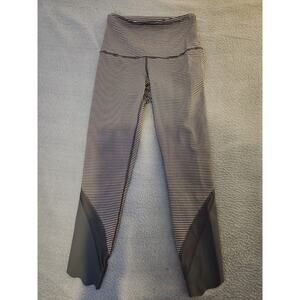 Lululemon High Rise Wunder Under Gray Scalloped Hem Striped Leggings‎ Size S 4